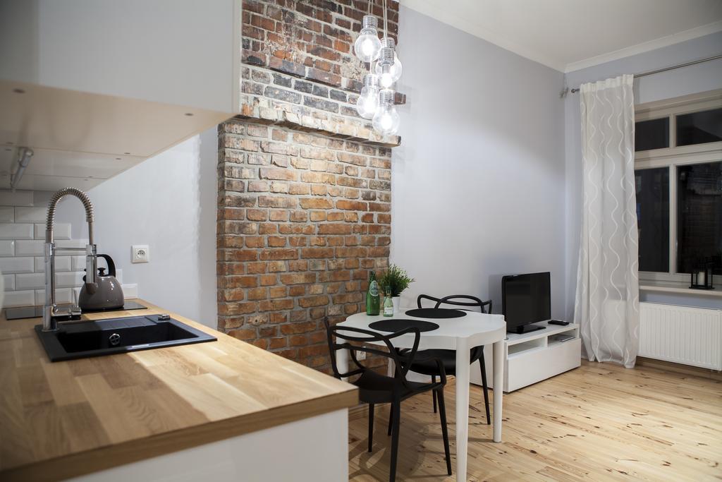 Homewell Apartments Pod Szczerbatym Posen Zimmer foto
